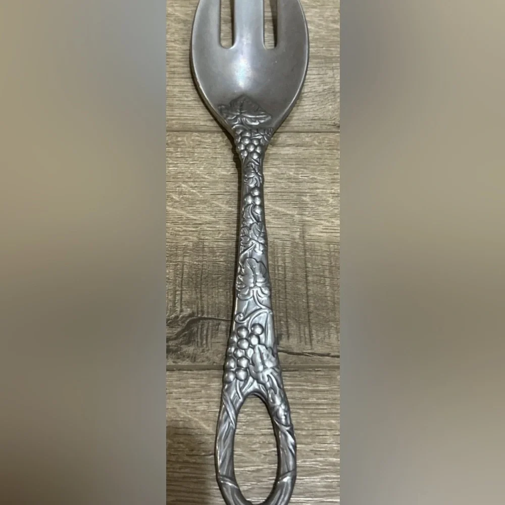 LENOX Serving Fork Grape Weave Serving Flatware 11” lightweight
